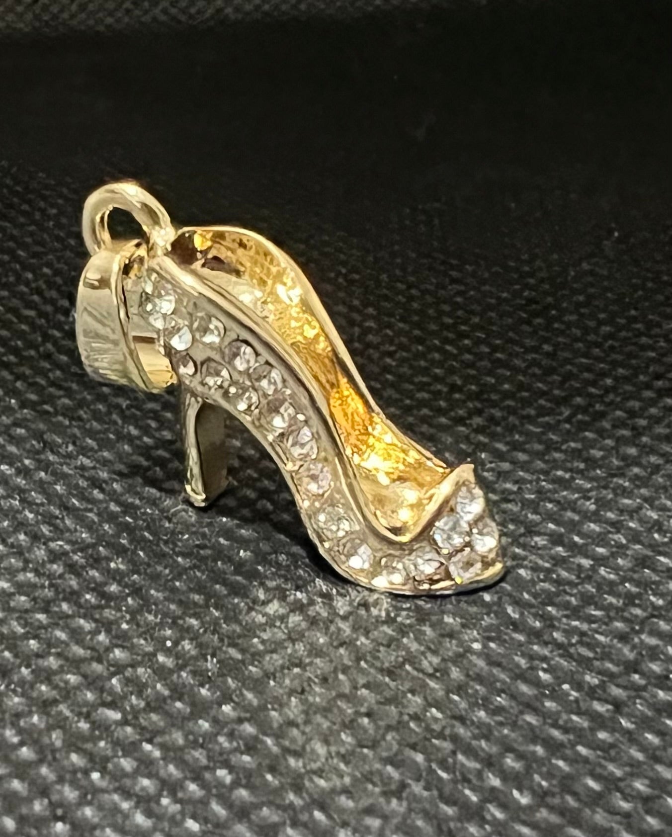 0ro laminado zapato charm