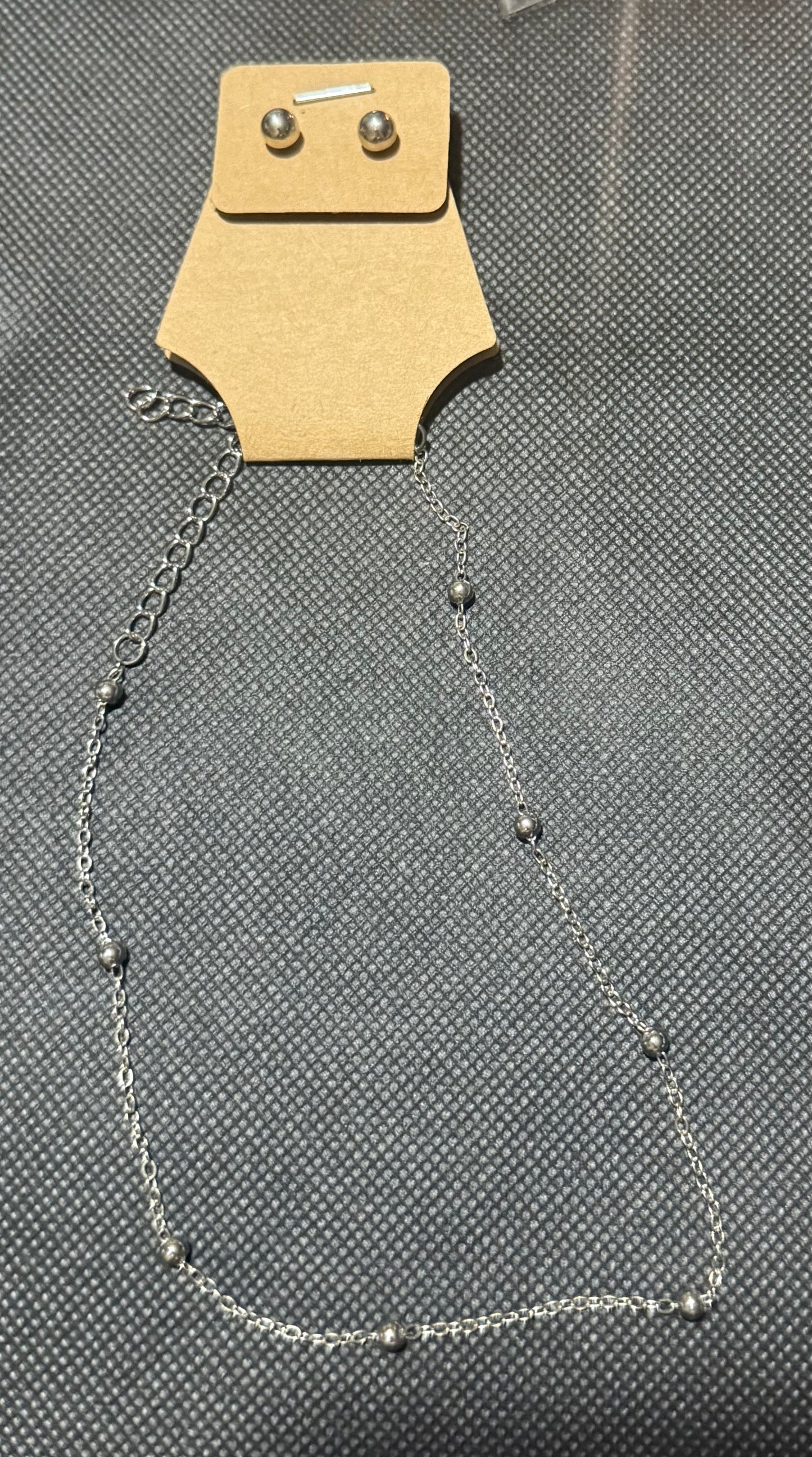 Dots necklace set