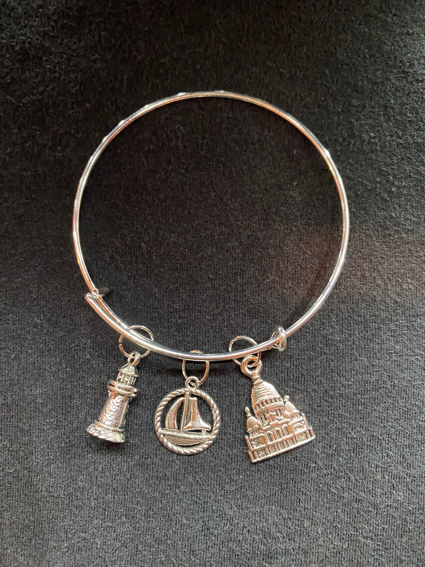 Traveling bracelet edition