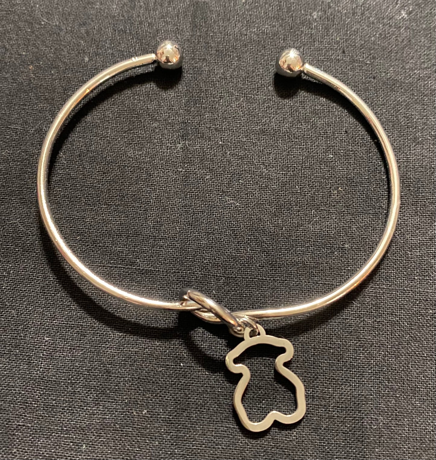 Bear bracelet fantasy garments