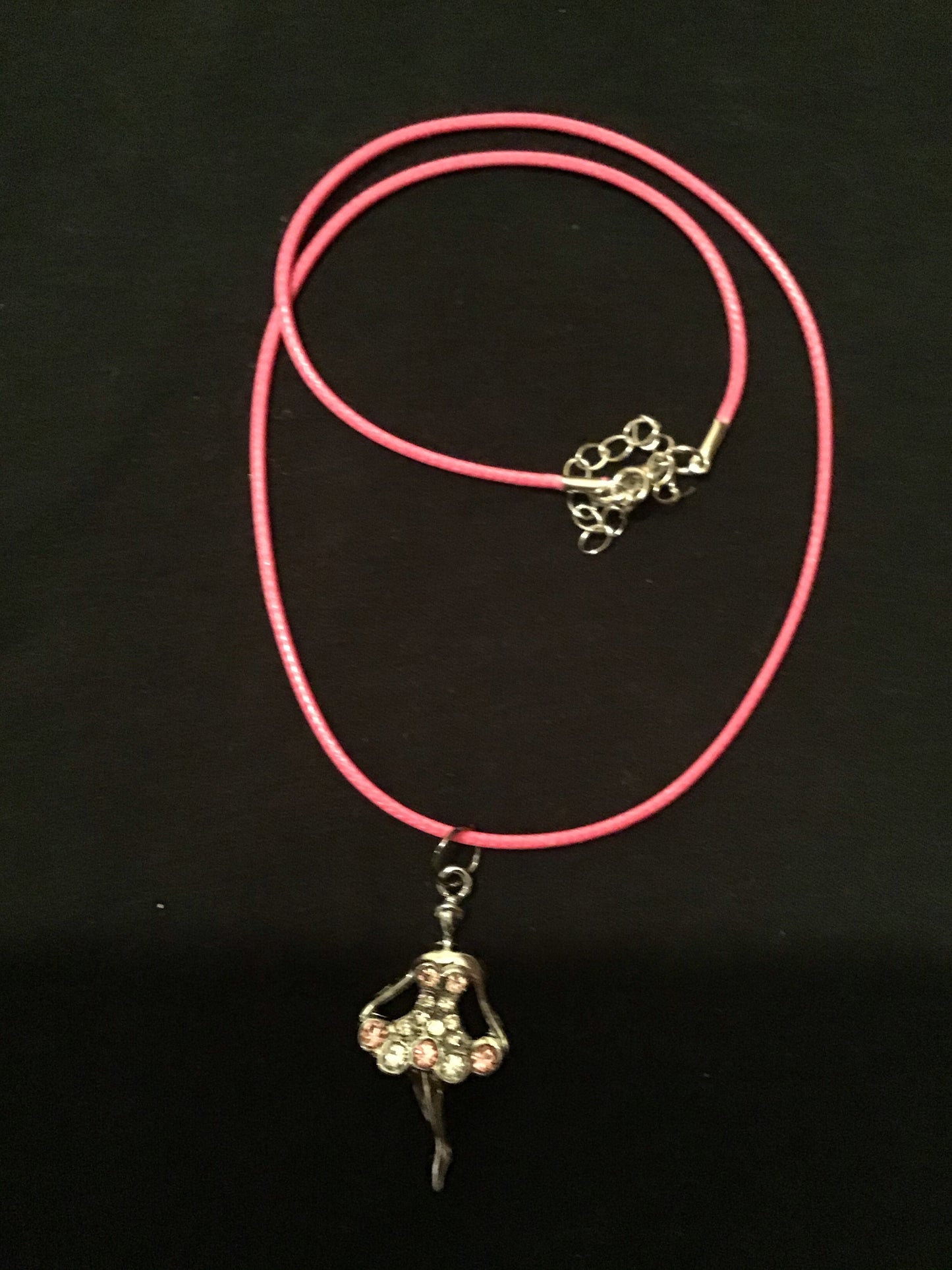 Bailarina necklace