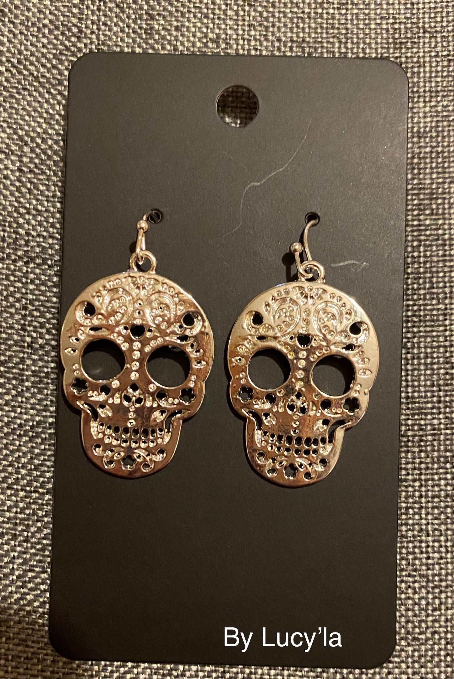 Skull earrings