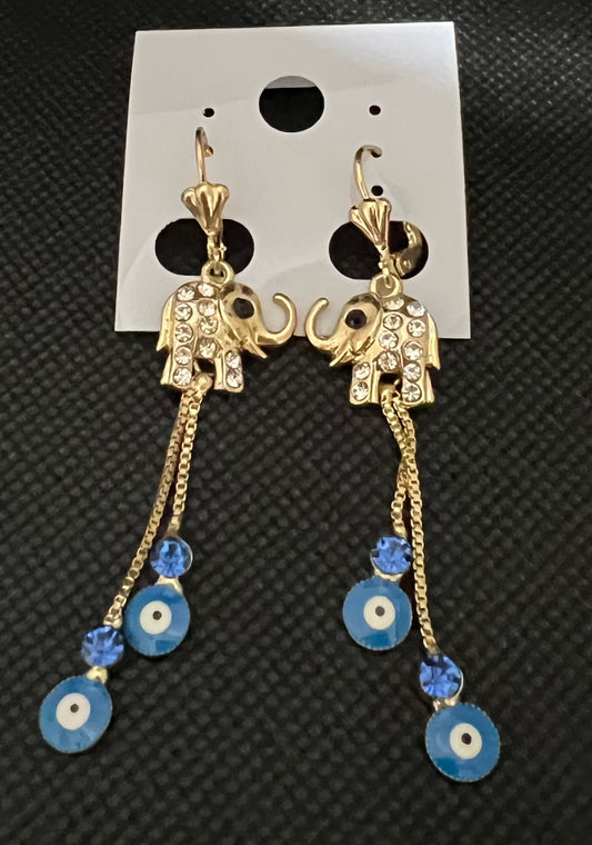 0ro laminado elephant earrings