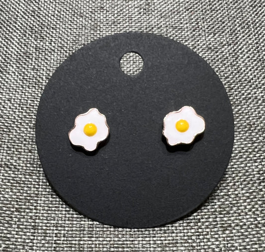 Eggs earrings