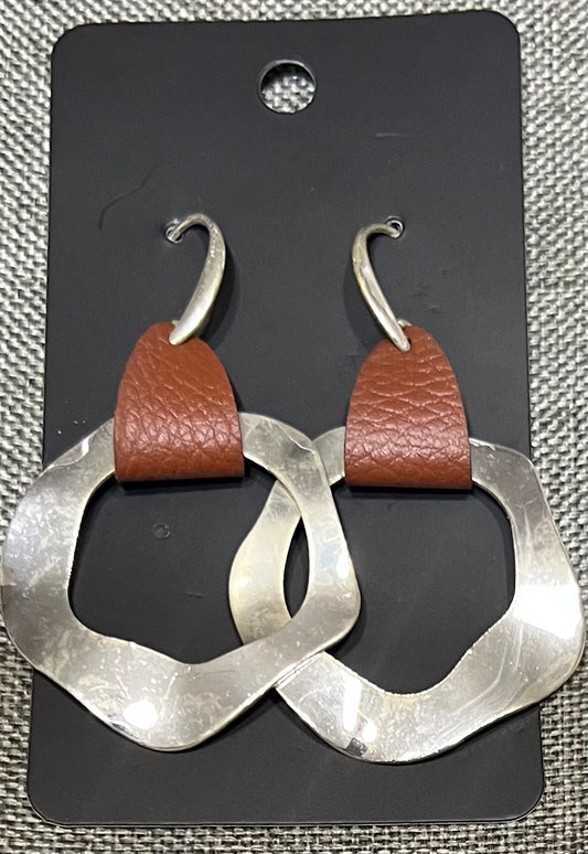 Wood earrings