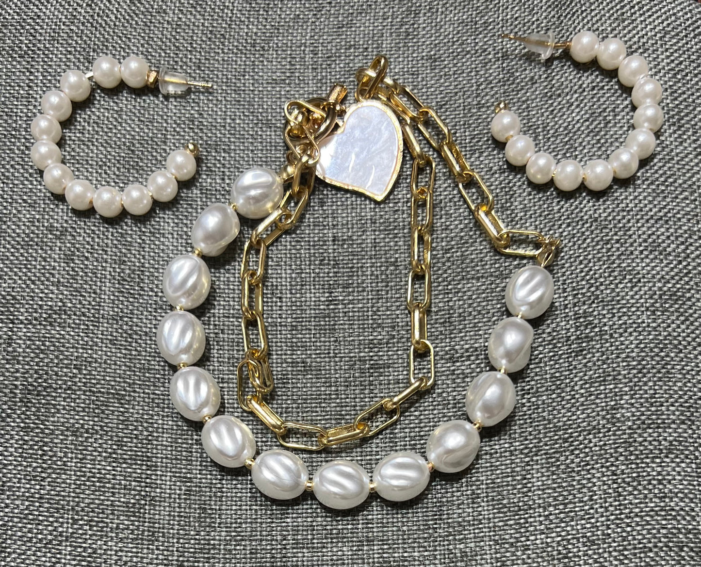 Pearl bracelet and necklace