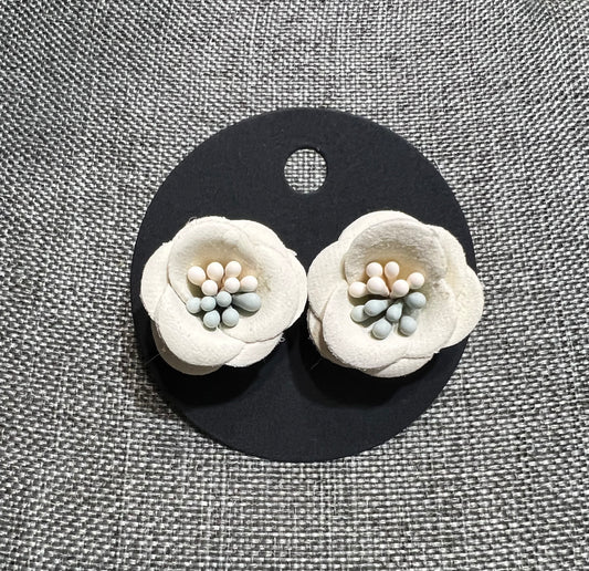 Flower earrings
