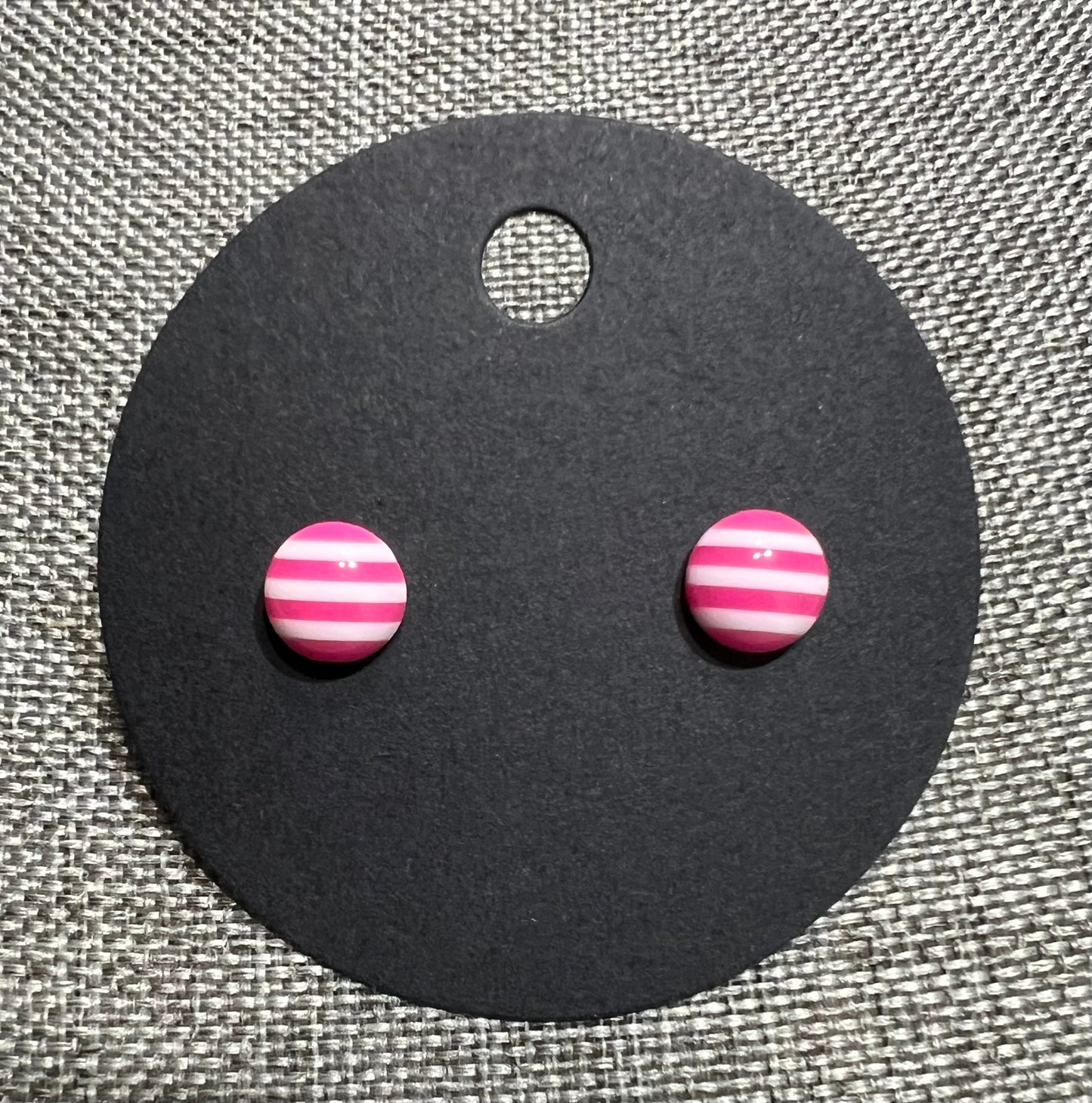 Eggs earrings