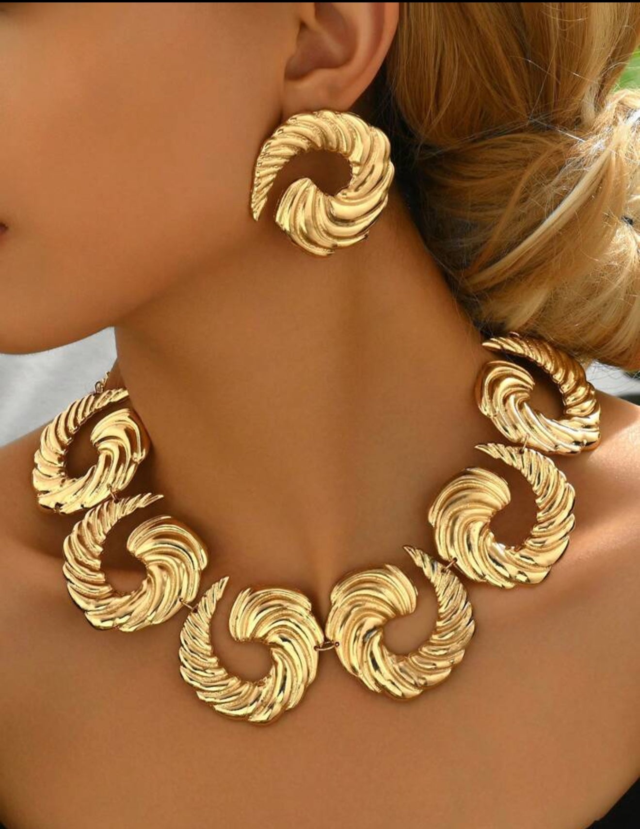 Gold set