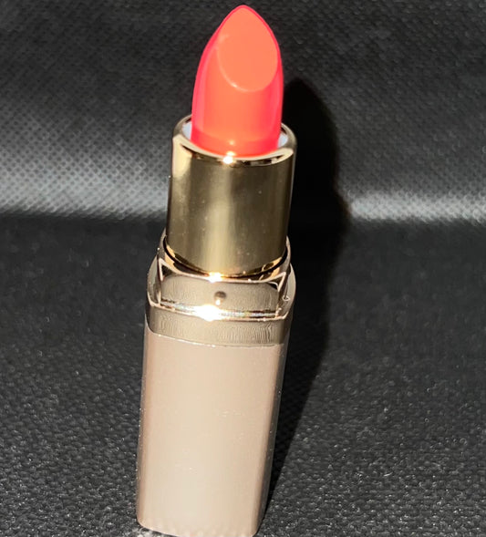 Tulip lipstick