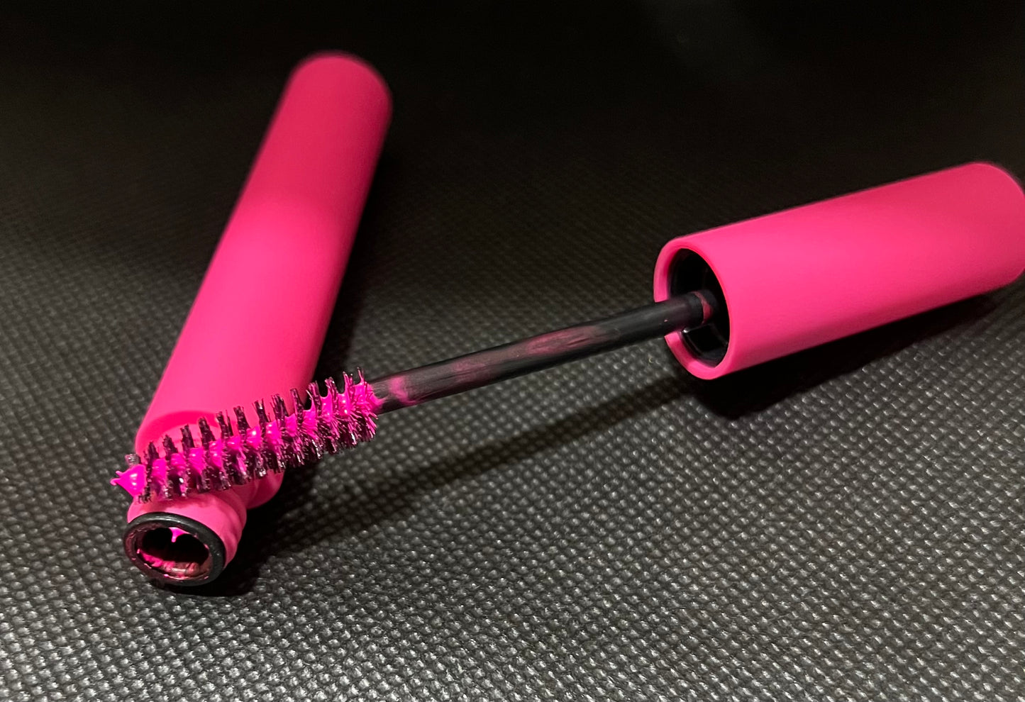 Hard pink mascara