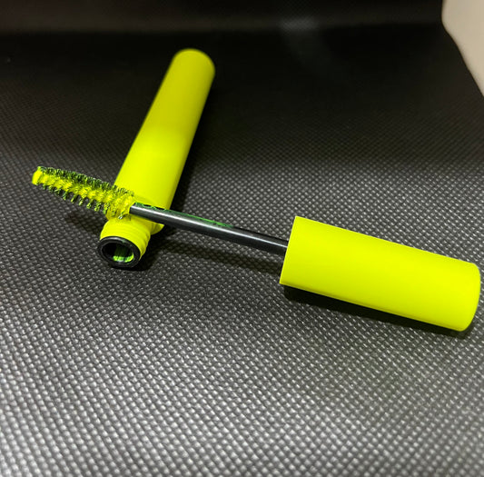 Yellow mascara