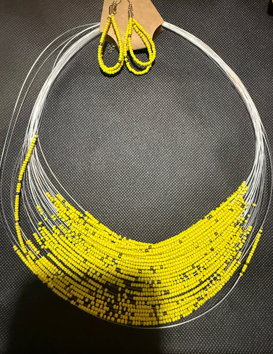 Yellow necklace set