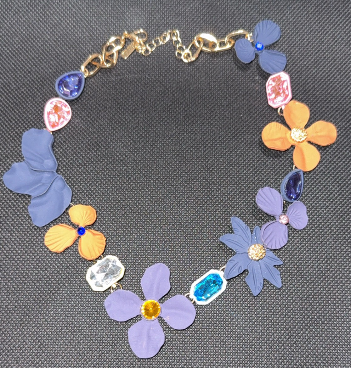 Flower necklace