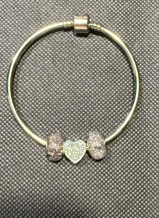 Silver heart bracelet