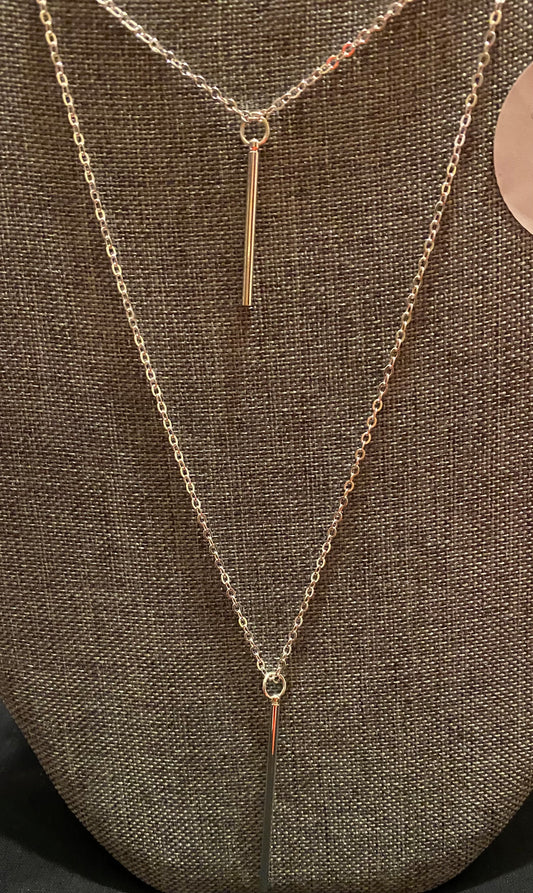 Two pieces short and long necklace