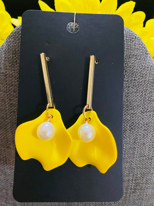 Yellow flower earrings