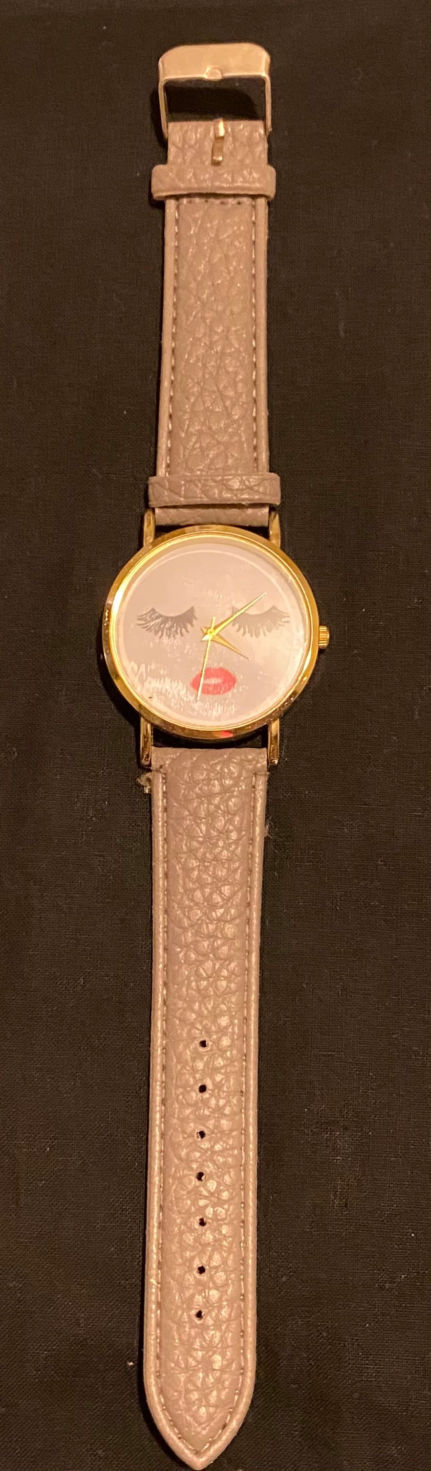 Makeup wristwatch