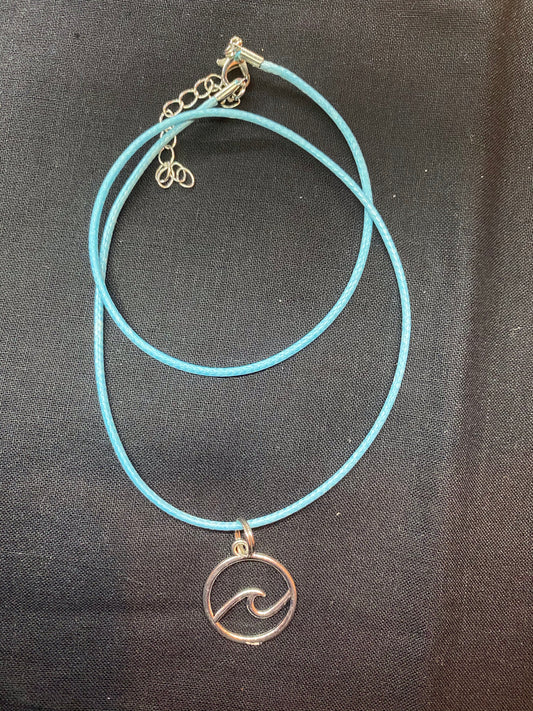 Sea wave necklace