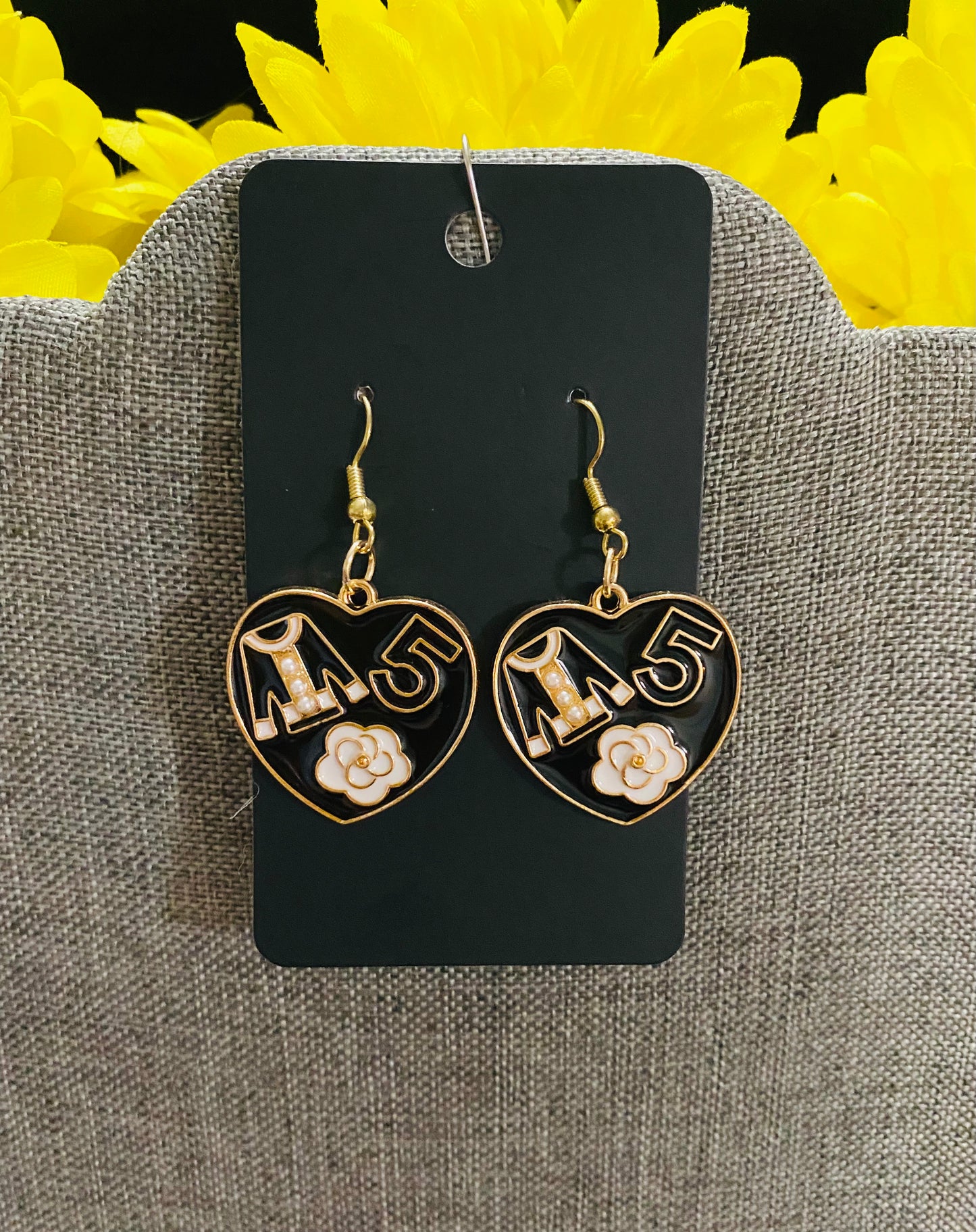 Black heart earrings
