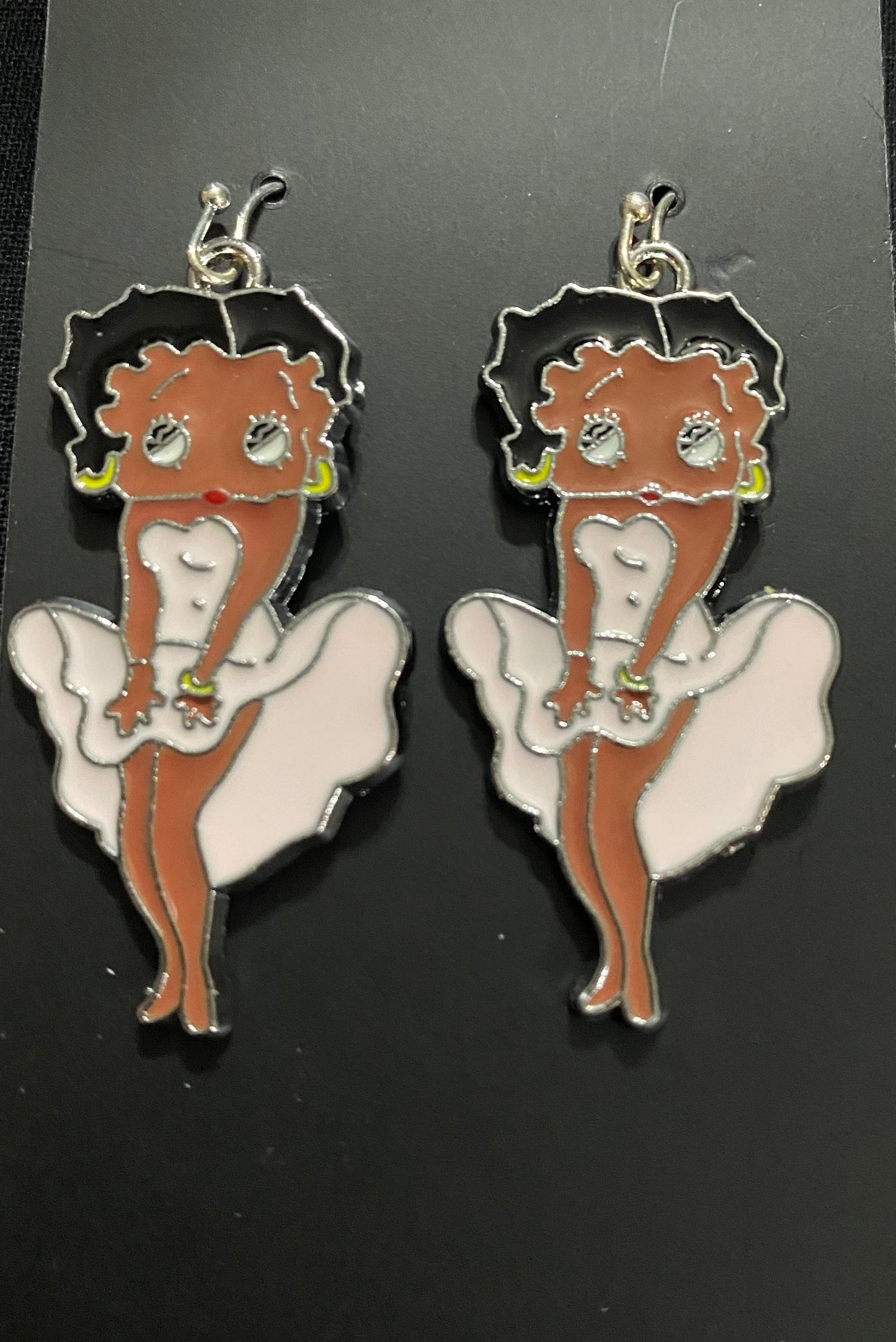 Betty light pink earrings edition fantasy garments