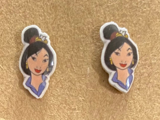 Mulan small earrings fantasy garments