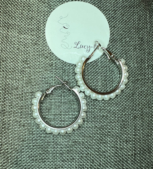 Pearl hoops earrings