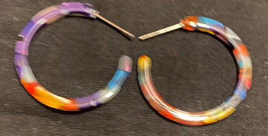 Small marble hoops earrings