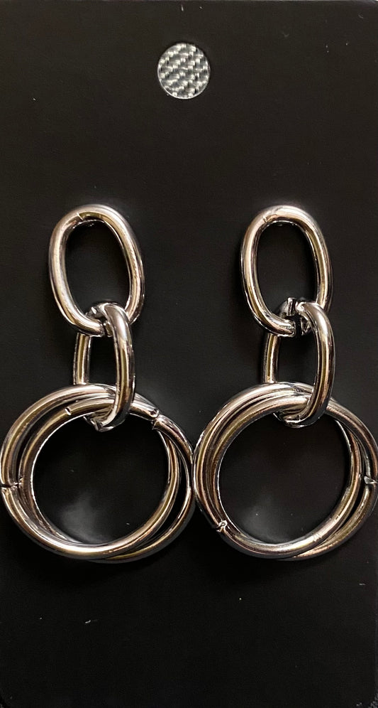 Chain earrings