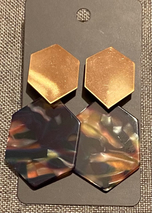 Various colors earrings