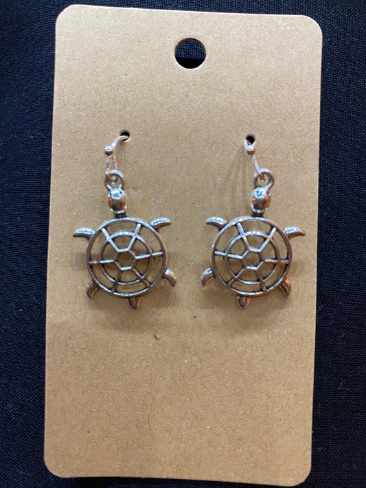 Turtle earrings edition