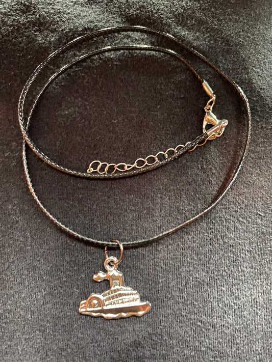 Cruise necklace edition