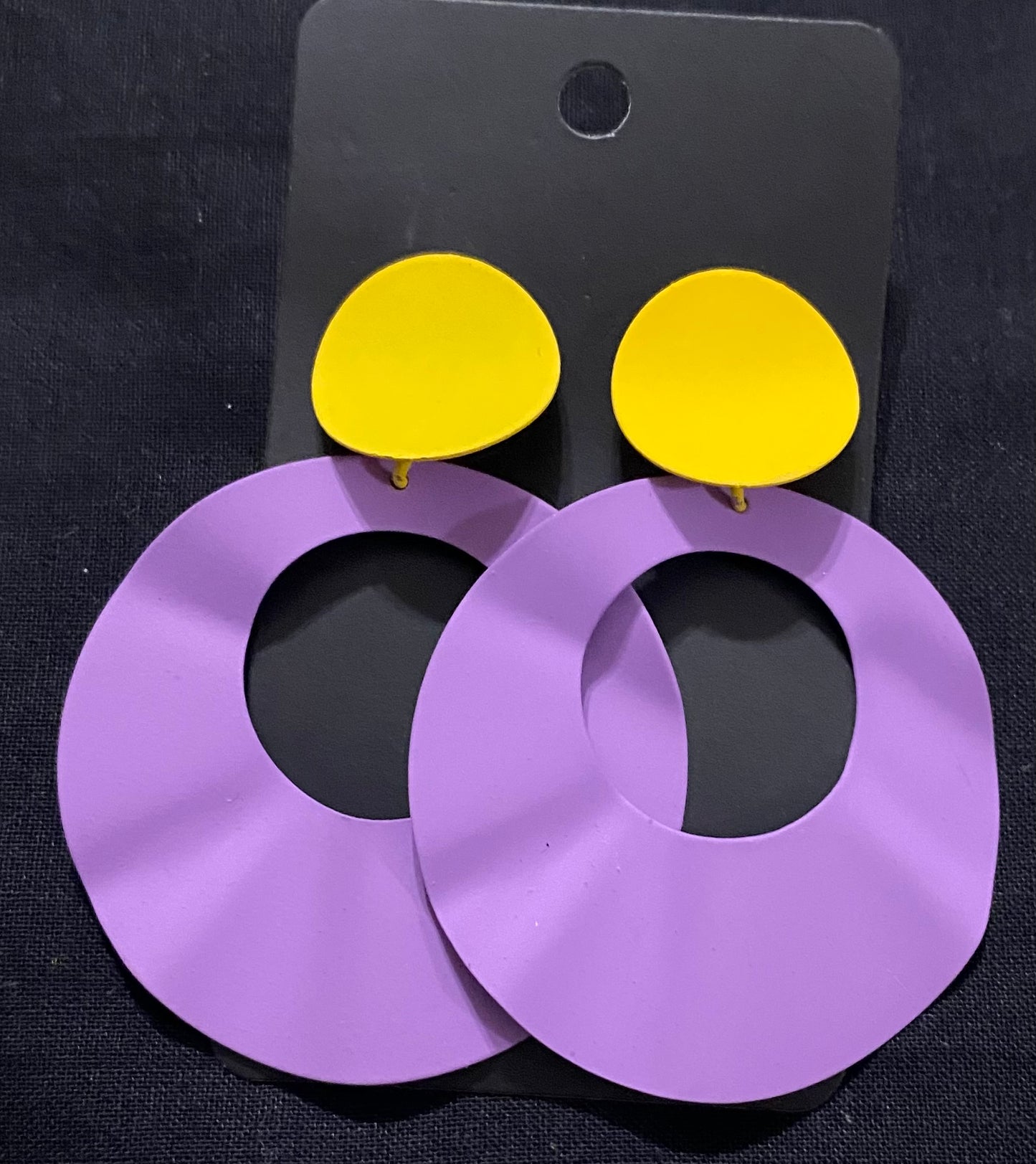 Dots circle earrings