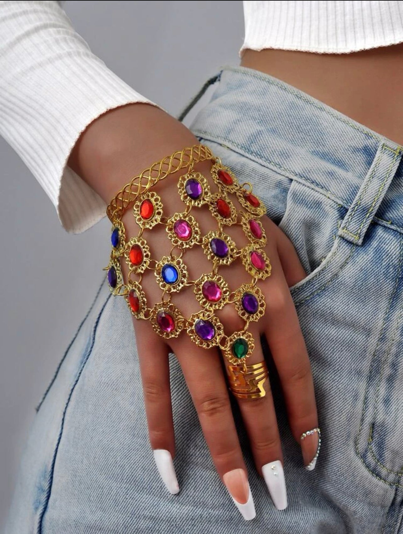 Colorful bracelet with rings