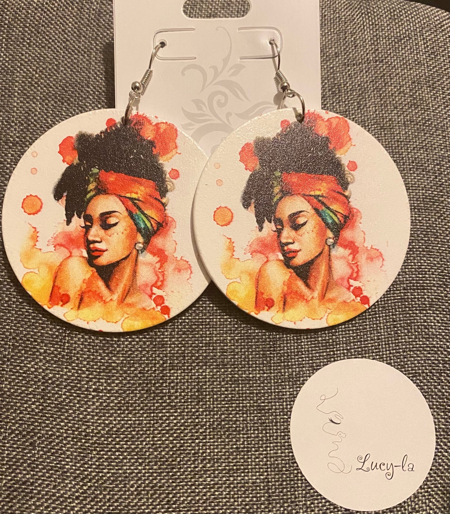 Powerful woman earrings edition
